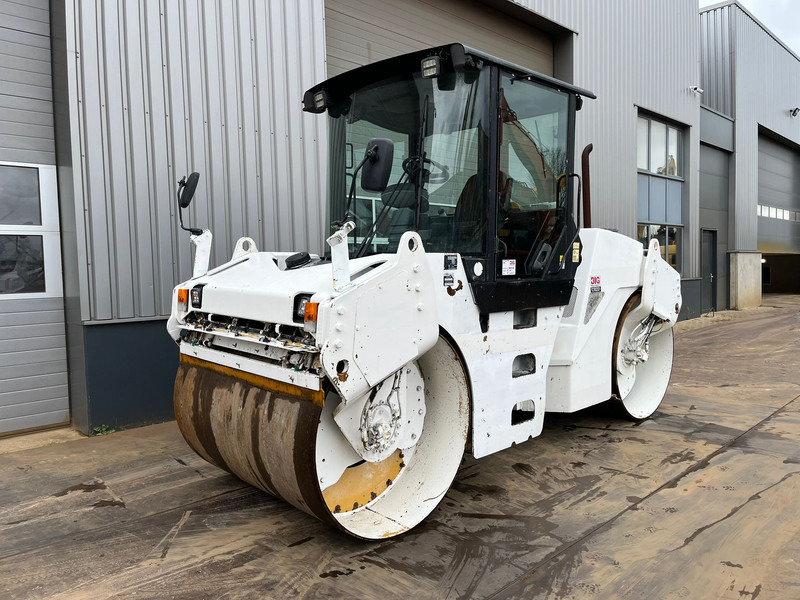 Caterpillar CB534D CE / EPA - Veltnis: foto 3 Caterpillar CB534D CE / EPA - Veltnis: foto 3