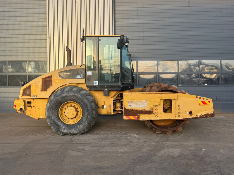 Caterpillar CP76 Padfoot roller - Veltnis: foto 4 Caterpillar CP76 Padfoot roller - Veltnis: foto 4