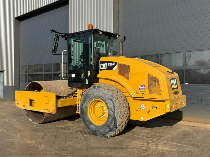 Caterpillar CS64 - Veltnis: foto 3 Caterpillar CS64 - Veltnis: foto 3