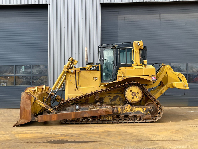 Caterpillar D6T XL - Buldozers: foto 1 Caterpillar D6T XL - Buldozers: foto 1