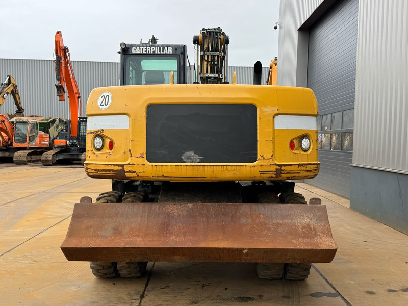 Caterpillar M315D - Riteņu ekskavators: foto 4 Caterpillar M315D - Riteņu ekskavators: foto 4