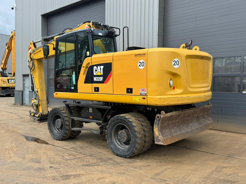 Caterpillar M320F - Riteņu ekskavators: foto 3 Caterpillar M320F - Riteņu ekskavators: foto 3