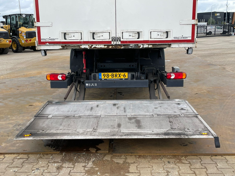 DAF LF 180 FA - Kravas automašīna ar slēgto virsbūvi: foto 5 DAF LF 180 FA - Kravas automašīna ar slēgto virsbūvi: foto 5