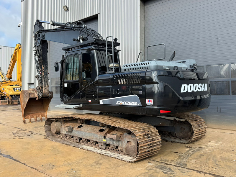 Doosan DX225LC-5 - Kāpurķēžu ekskavators: foto 3 Doosan DX225LC-5 - Kāpurķēžu ekskavators: foto 3