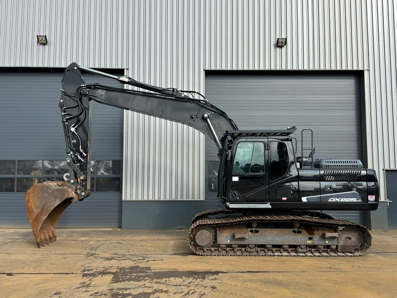 Doosan DX225LC-5 - Kāpurķēžu ekskavators: foto 1 Doosan DX225LC-5 - Kāpurķēžu ekskavators: foto 1