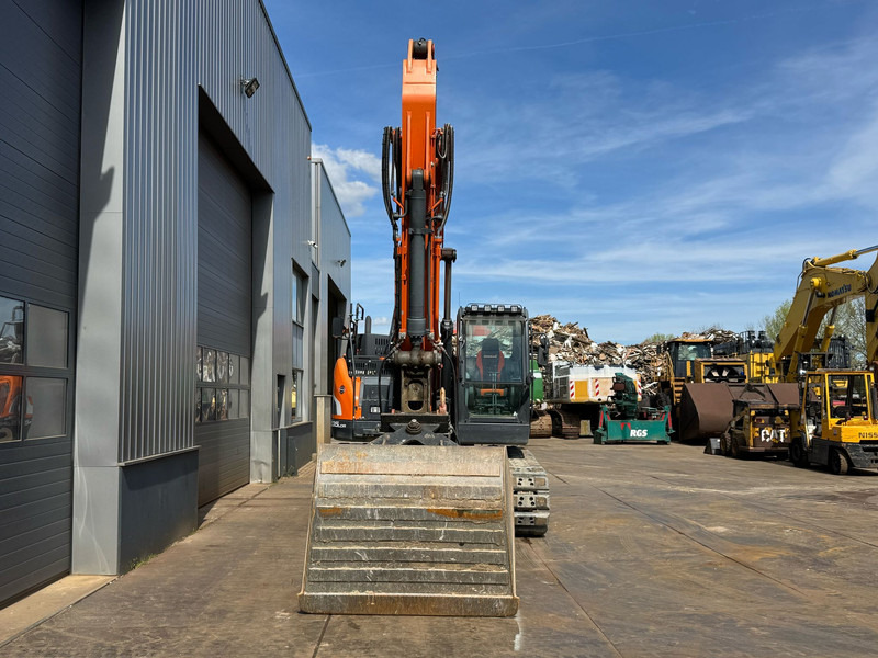 Doosan DX235 LCR-5 - Kāpurķēžu ekskavators: foto 4 Doosan DX235 LCR-5 - Kāpurķēžu ekskavators: foto 4