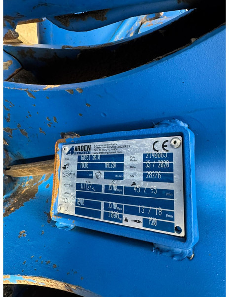 Atkritumu iekrāvējs Fuchs MHL 250: foto 13 Atkritumu iekrāvējs Fuchs MHL 250: foto 13