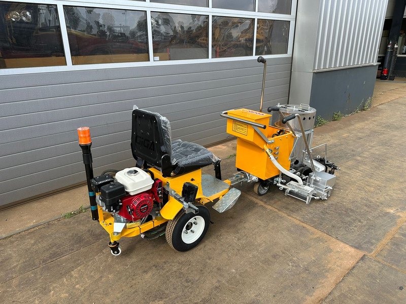 Giga power 860 Road Marking Machine - Asfalta ieklāšanas tehnika: foto 4 Giga power 860 Road Marking Machine - Asfalta ieklāšanas tehnika: foto 4