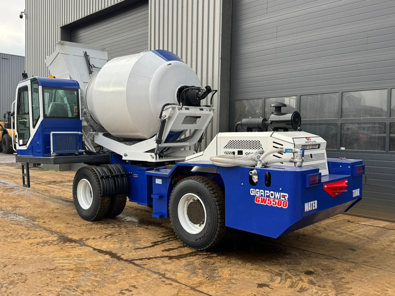 Giga power GW5500 4x4 Self Loading Concrete Mixer - Betonvedējs: foto 3 Giga power GW5500 4x4 Self Loading Concrete Mixer - Betonvedējs: foto 3