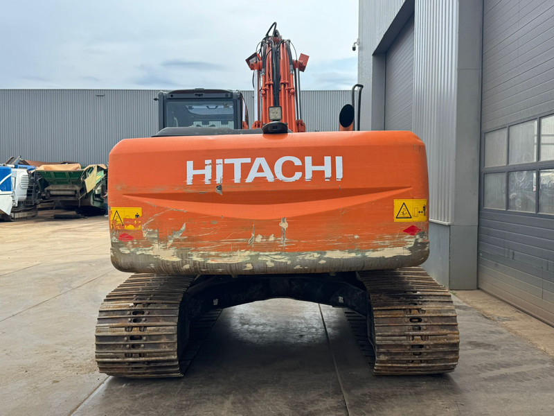 Hitachi ZX210LC-3 - Kāpurķēžu ekskavators: foto 4 Hitachi ZX210LC-3 - Kāpurķēžu ekskavators: foto 4