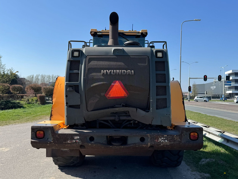 Riteņu iekrāvējs Hyundai HL970: foto 8