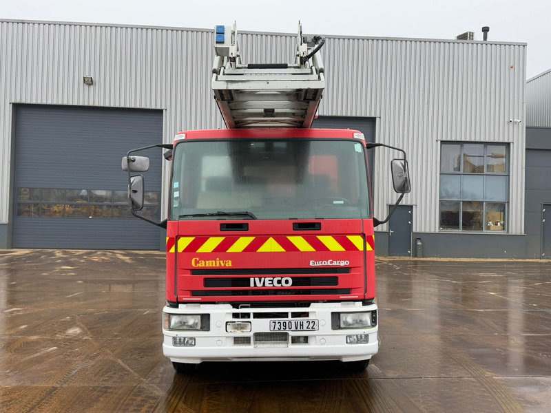 Iveco 130E23 4x2 Firetruck - Ugunsdzēsēju mašīna: foto 3 Iveco 130E23 4x2 Firetruck - Ugunsdzēsēju mašīna: foto 3