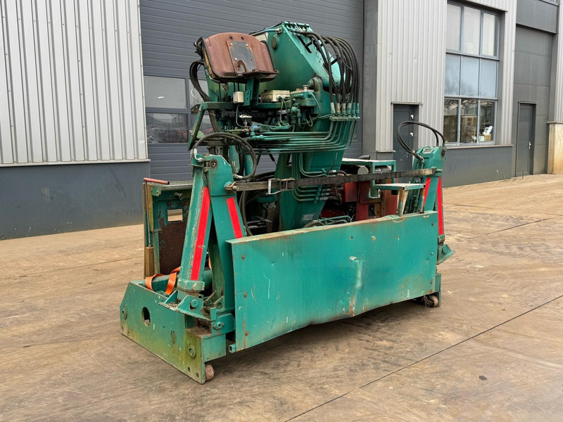 Kennis 20000 - R Crane Hatz engine - Celtnis: foto 1 Kennis 20000 - R Crane Hatz engine - Celtnis: foto 1