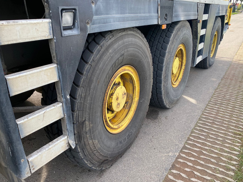 Autoceltnis Liebherr LTM1055/1: foto 18