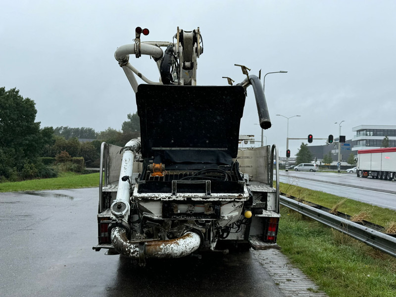 MAN TGA 26.360 6x4 with Putzmeister BSF24-4.16 24m Concrete Pump - Betona sūknis: foto 4 MAN TGA 26.360 6x4 with Putzmeister BSF24-4.16 24m Concrete Pump - Betona sūknis: foto 4