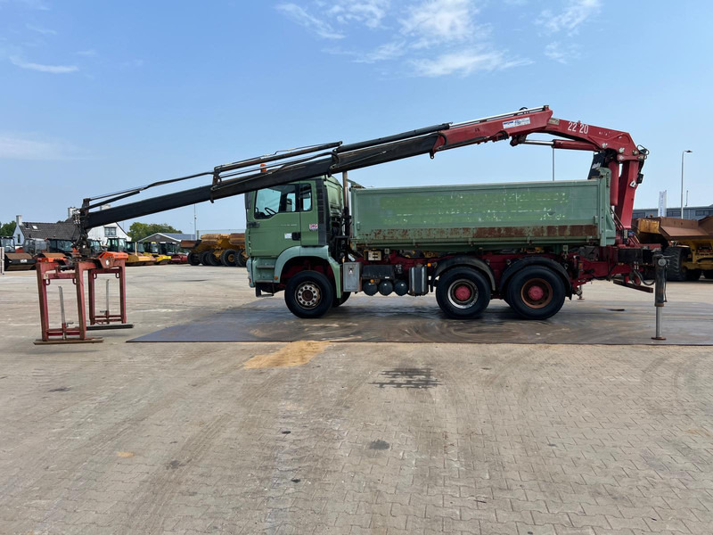 MAN TGA 26.480 tipper + HMF crane - Kravas automašīna pašizgāzējs, Kravas auto ar manipulatoru: foto 1 MAN TGA 26.480 tipper + HMF crane - Kravas automašīna pašizgāzējs, Kravas auto ar manipulatoru: foto 1