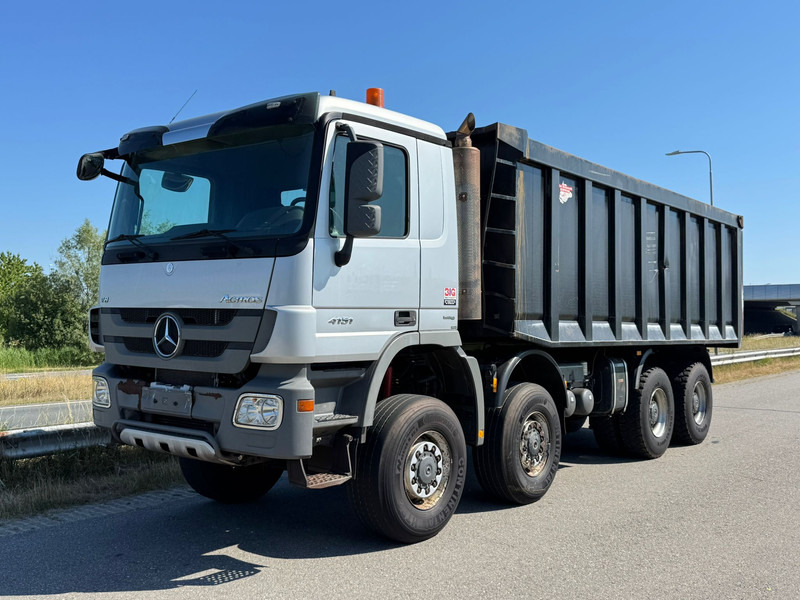 MERCEDESBENZ ACTROS 4851 V8 8x8 tipper - Kravas automašīna pašizgāzējs: foto 1 MERCEDESBENZ ACTROS 4851 V8 8x8 tipper - Kravas automašīna pašizgāzējs: foto 1