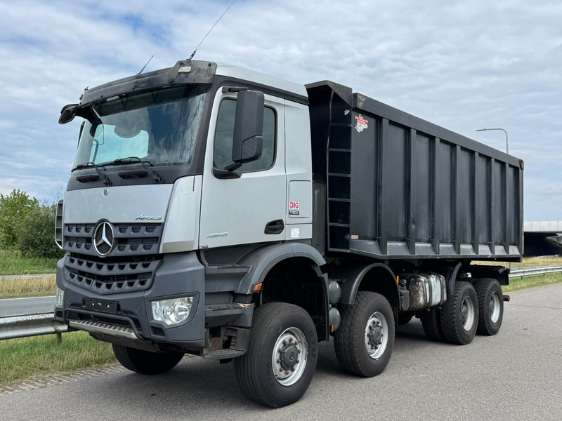 MERCEDESBENZ Arocs 4848 8x8 tipper - Kravas automašīna pašizgāzējs: foto 1 MERCEDESBENZ Arocs 4848 8x8 tipper - Kravas automašīna pašizgāzējs: foto 1