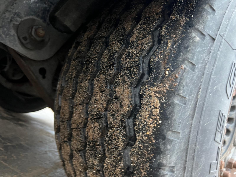 Puspiekabe Stas S300ZX Tri/A Walking Floor: foto 12