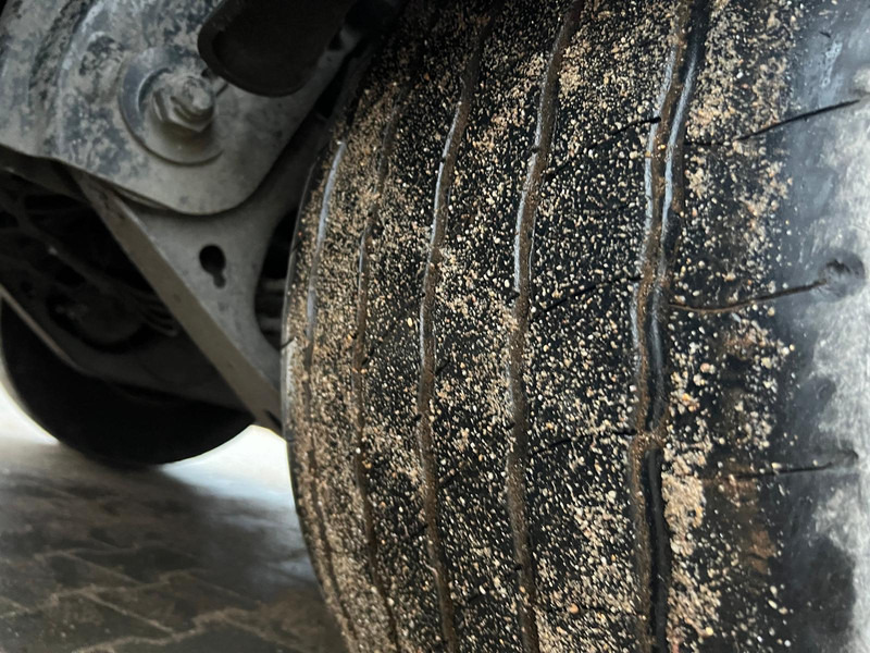 Puspiekabe Stas S300ZX Tri/A Walking Floor: foto 10