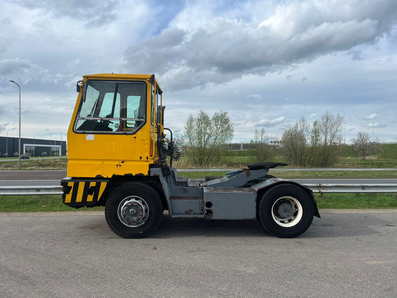 Terberg YT220 - Termināļa traktors: foto 2 Terberg YT220 - Termināļa traktors: foto 2
