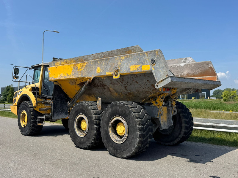 Volvo A30F - Artikulētias pašizgāzējs: foto 3 Volvo A30F - Artikulētias pašizgāzējs: foto 3