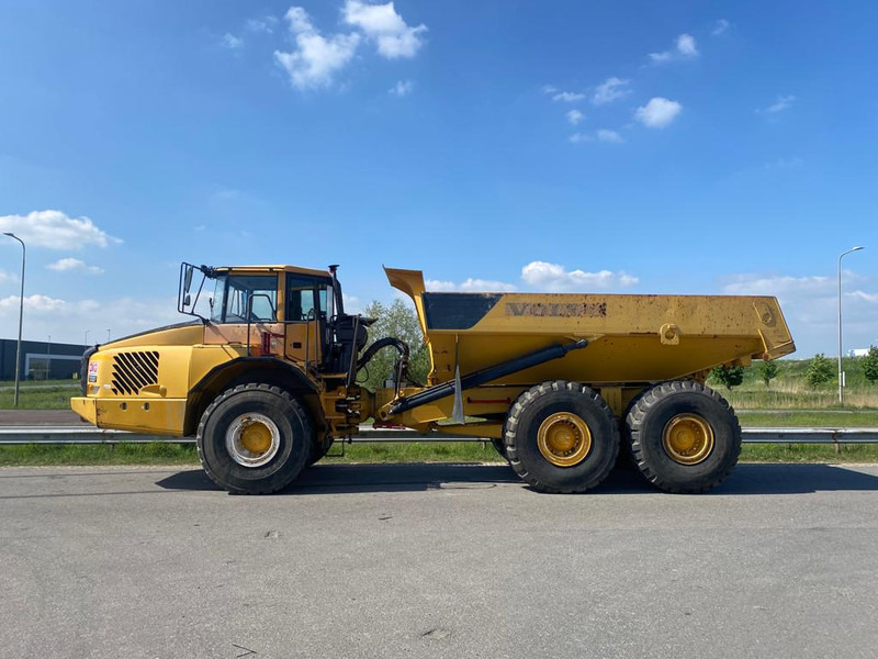 Volvo A35E - Artikulētias pašizgāzējs: foto 2 Volvo A35E - Artikulētias pašizgāzējs: foto 2