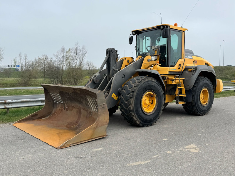 Volvo L110H - Riteņu iekrāvējs: foto 2 Volvo L110H - Riteņu iekrāvējs: foto 2
