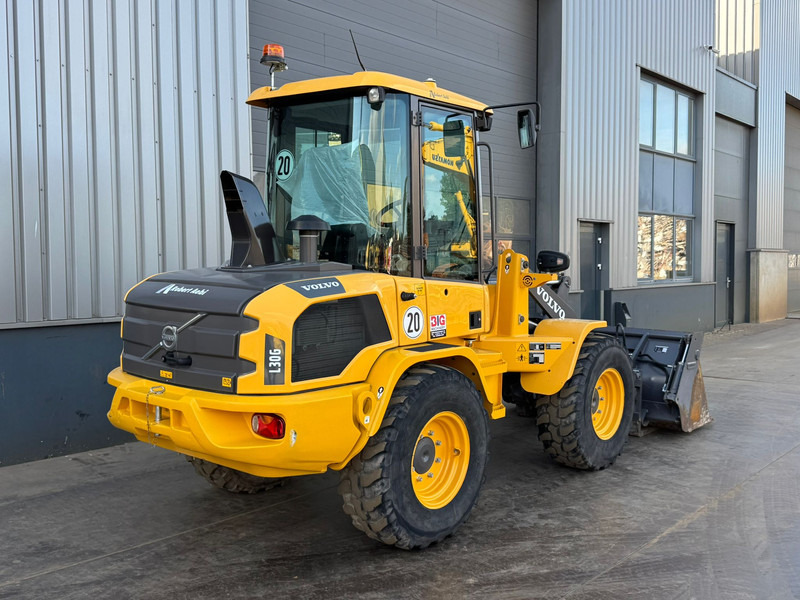 Volvo L30G - Riteņu iekrāvējs: foto 5 Volvo L30G - Riteņu iekrāvējs: foto 5