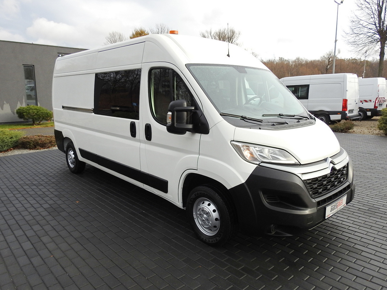 CITROEN JUMPER BOX DELIVERY VAN 6 SEATS AIR CONDITIONING 140HP - Kravas mikroautobuss: foto 4 CITROEN JUMPER BOX DELIVERY VAN 6 SEATS AIR CONDITIONING 140HP - Kravas mikroautobuss: foto 4