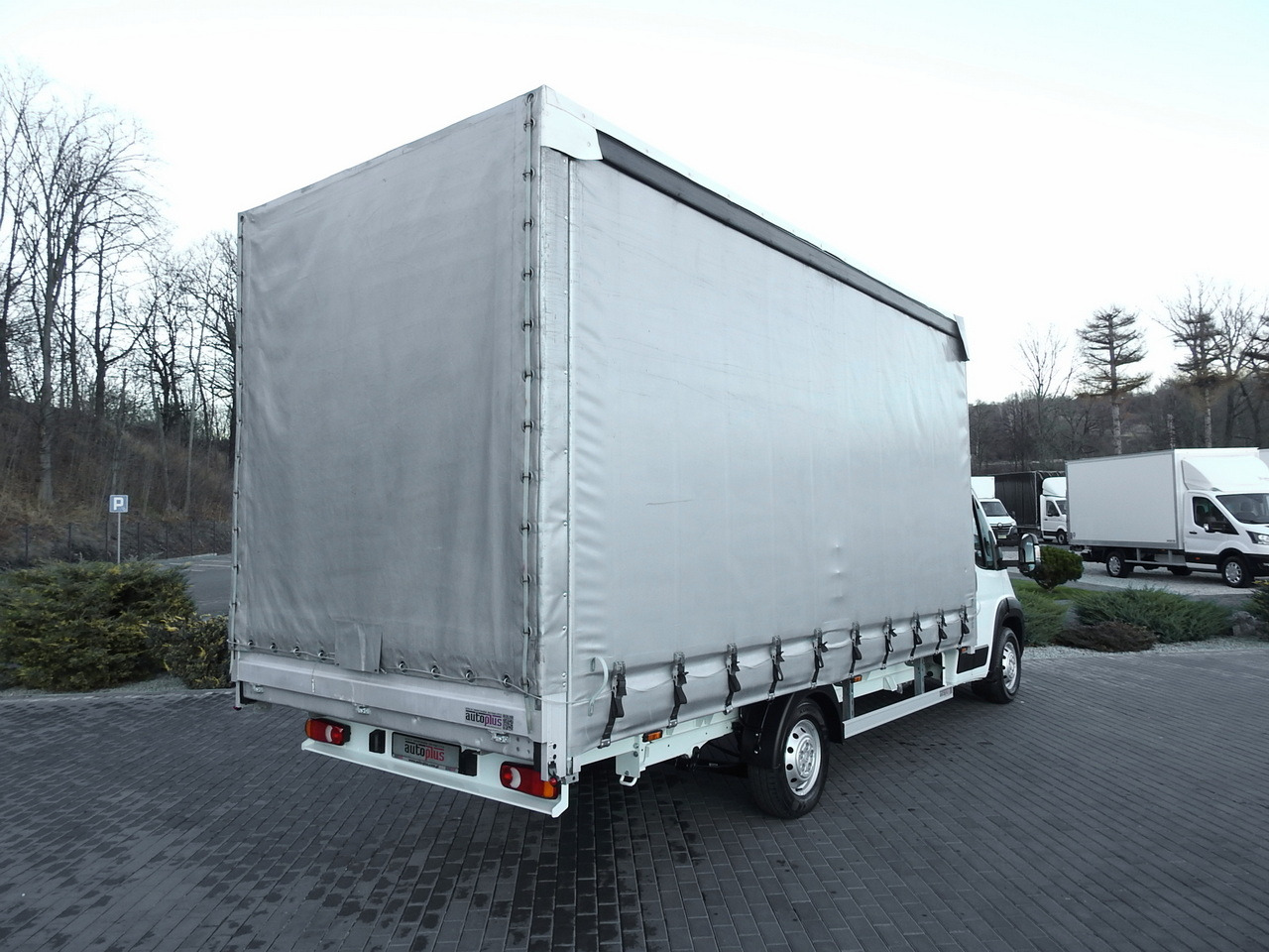 CITROEN JUMPER TARPAULIN 10 PALLETS CRUISE CONTROL AIR CONDITIONING LED LIGHTS PNEUMATICS 165HP - Furgons ar tentu: foto 3 CITROEN JUMPER TARPAULIN 10 PALLETS CRUISE CONTROL AIR CONDITIONING LED LIGHTS PNEUMATICS 165HP - Furgons ar tentu: foto 3