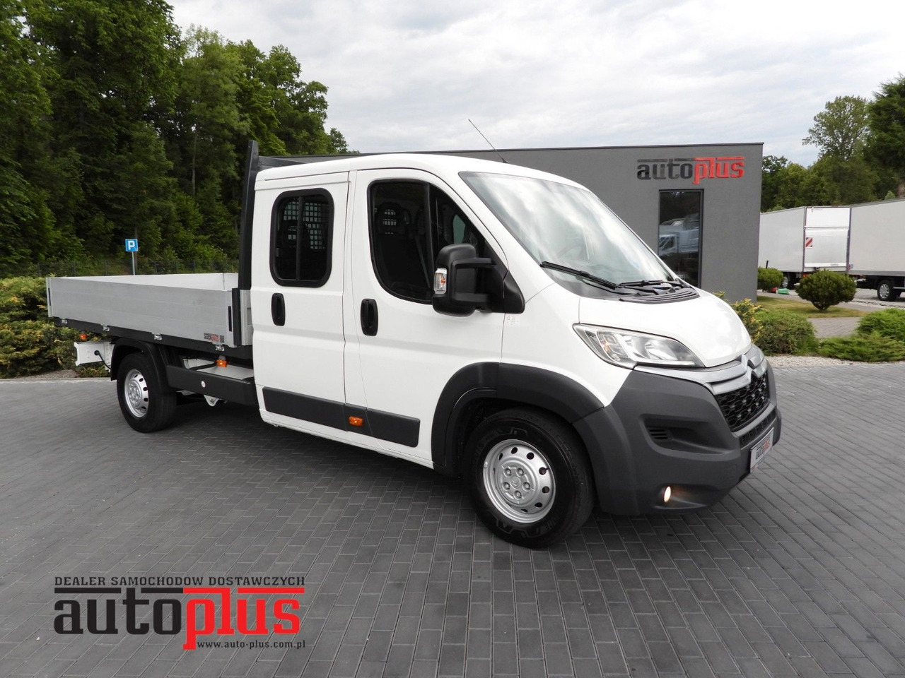 Citroën JUMPER PRITSCHE DOPPELKABINE DOKA 7 SITZE - Automašīna ar kravas platformu, Kravas-pasažieru furgons: foto 1 Citroën JUMPER PRITSCHE DOPPELKABINE DOKA 7 SITZE - Automašīna ar kravas platformu, Kravas-pasažieru furgons: foto 1