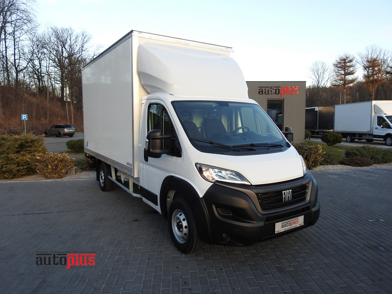 FIAT DUCATO BOX LIFT 8 PALLETS CRUISE CONTROL AIR CONDITIONING 180HP - Furgons ar slēgtā virsbūve: foto 1 FIAT DUCATO BOX LIFT 8 PALLETS CRUISE CONTROL AIR CONDITIONING 180HP - Furgons ar slēgtā virsbūve: foto 1