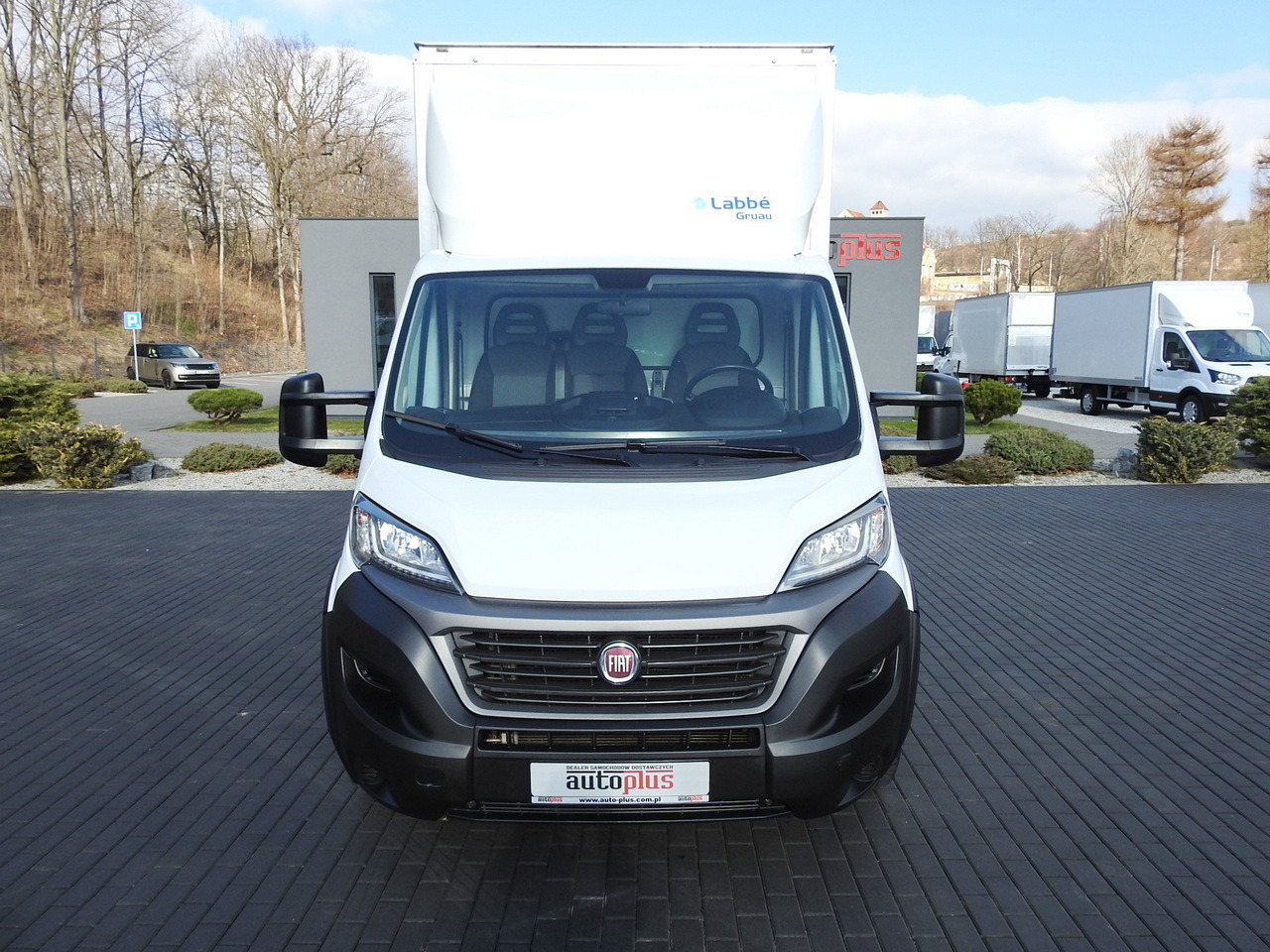 FIAT DUCATO BOX LIFT 8 PALLETS CRUISE CONTROL NAVIGATION LED LIGHTS AIR CONDITIONING 130HP - Furgons ar slēgtā virsbūve: foto 5 FIAT DUCATO BOX LIFT 8 PALLETS CRUISE CONTROL NAVIGATION LED LIGHTS AIR CONDITIONING 130HP - Furgons ar slēgtā virsbūve: foto 5