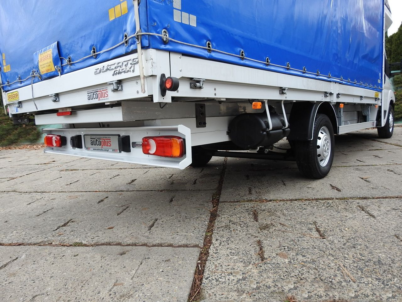 Furgons ar tentu FIAT DUCATO TARPAULIN 10 PALLETS WEBASTO CRUISE CONTROL NAVIGATION AIR CONDITIONING 180HP: foto 24 Furgons ar tentu FIAT DUCATO TARPAULIN 10 PALLETS WEBASTO CRUISE CONTROL NAVIGATION AIR CONDITIONING 180HP: foto 24