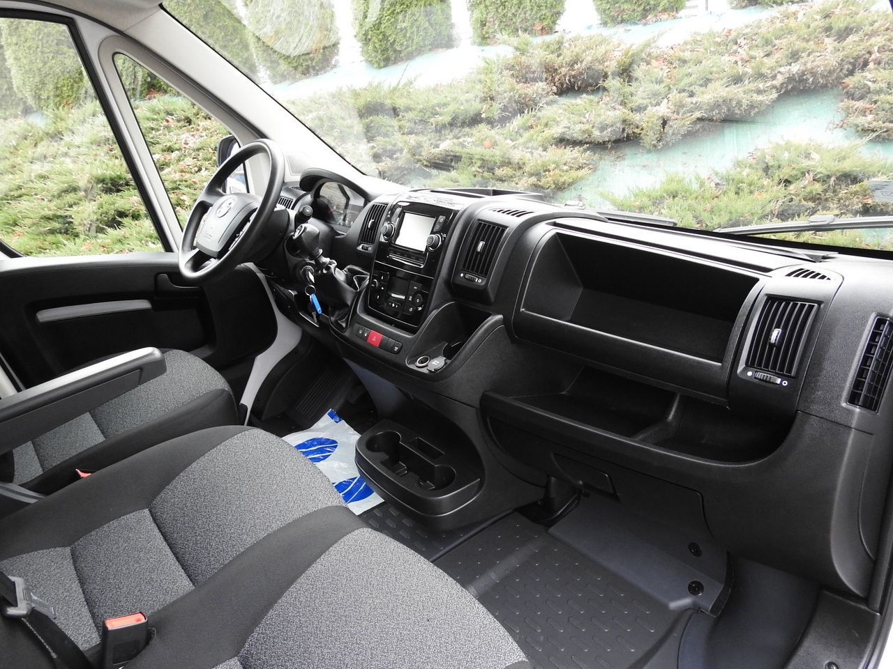 Furgons ar tentu FIAT DUCATO TARPAULIN 10 PALLETS WEBASTO CRUISE CONTROL NAVIGATION AIR CONDITIONING 180HP: foto 38 Furgons ar tentu FIAT DUCATO TARPAULIN 10 PALLETS WEBASTO CRUISE CONTROL NAVIGATION AIR CONDITIONING 180HP: foto 38