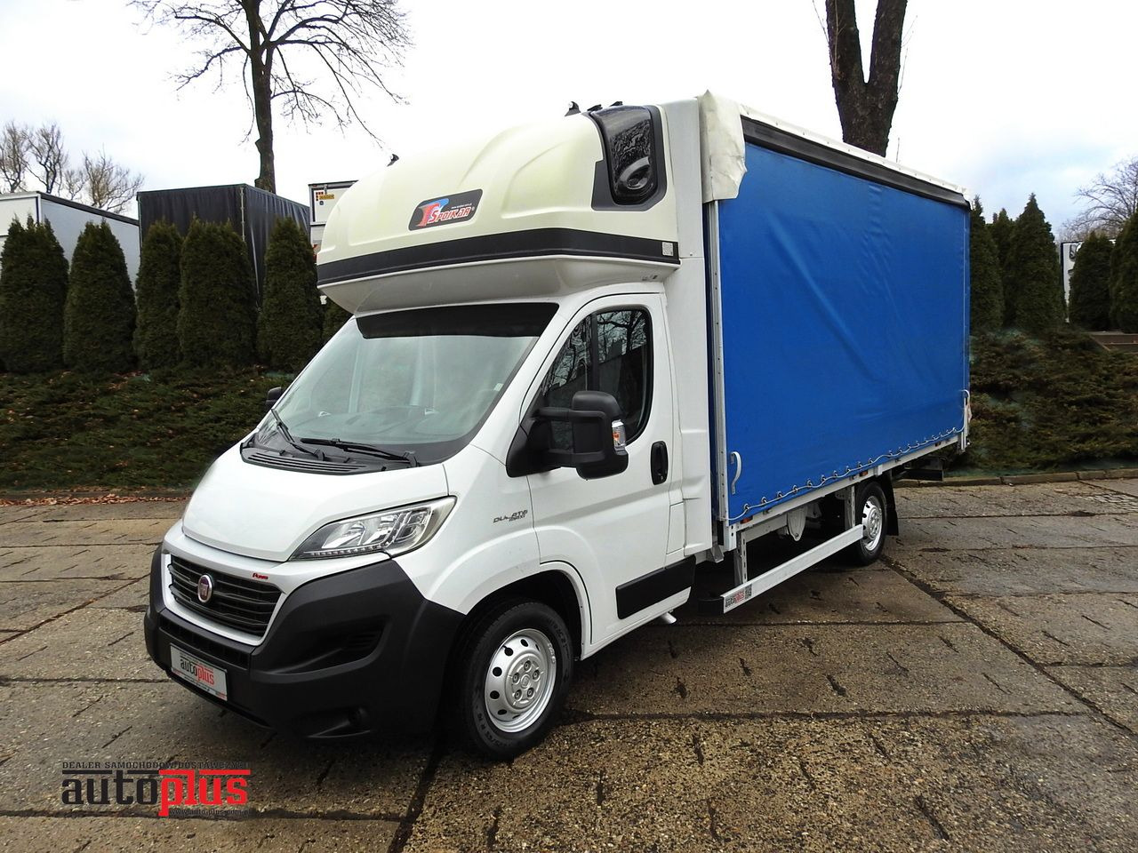 FIAT DUCATO TARPAULIN LIFT 9 PALLETS WEBASTO CRUISE CONTROL A/C LED LAMP 180HP - Furgons ar tentu: foto 1 FIAT DUCATO TARPAULIN LIFT 9 PALLETS WEBASTO CRUISE CONTROL A/C LED LAMP 180HP - Furgons ar tentu: foto 1