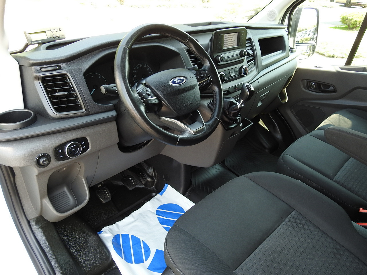 FORD TRANSIT REFRIGERATOR VAN 0*C HEATING FUNCTION CRUISE CONTROL AIR CONDITIONING LED LIGHTS 130HP - Komercauto refrižerators: foto 2 FORD TRANSIT REFRIGERATOR VAN 0*C HEATING FUNCTION CRUISE CONTROL AIR CONDITIONING LED LIGHTS 130HP - Komercauto refrižerators: foto 2