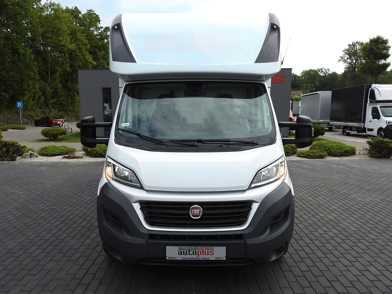 Fiat DUCATO KOFFER 8 PALETTEN KLIMAANLAGE 130PS - Furgons ar slēgtā virsbūve: foto 5 Fiat DUCATO KOFFER 8 PALETTEN KLIMAANLAGE 130PS - Furgons ar slēgtā virsbūve: foto 5