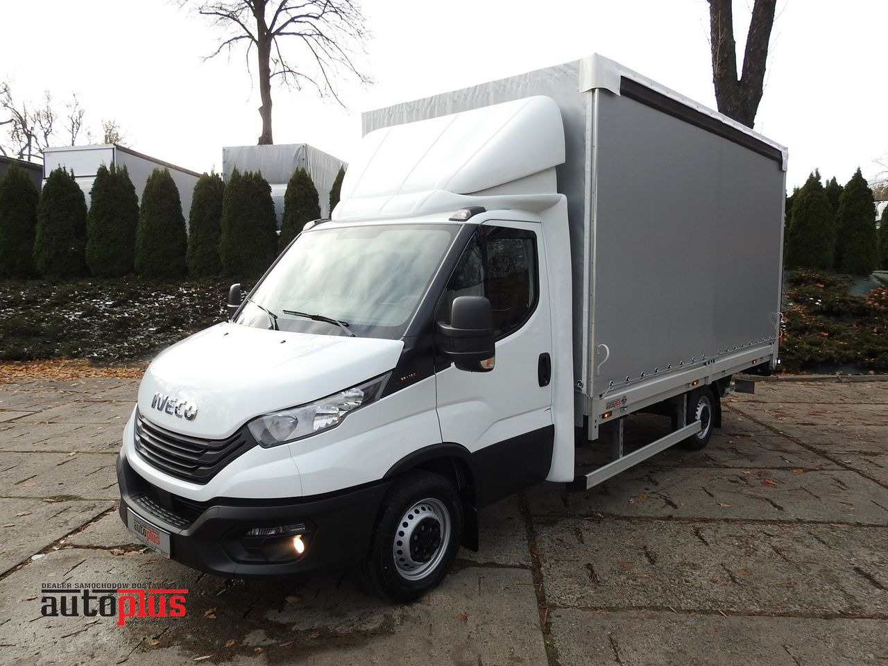 IVECO DAILY 35S16 NEW TARPAULIN LIFT 8 PALLETS CRUISE CONTROL AIR CONDITIONING 160HP - Furgons ar tentu: foto 1 IVECO DAILY 35S16 NEW TARPAULIN LIFT 8 PALLETS CRUISE CONTROL AIR CONDITIONING 160HP - Furgons ar tentu: foto 1