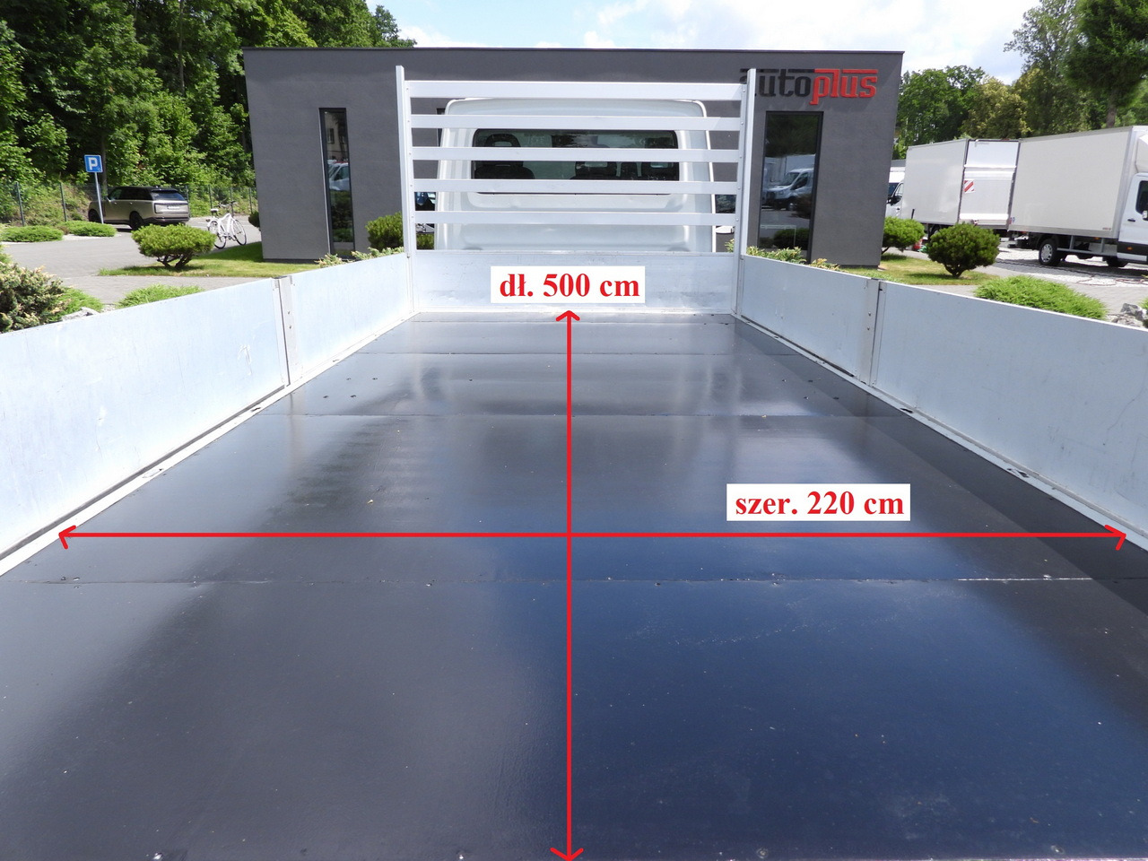 Automašīna ar kravas platformu IVECO DAILY 35S16 STAKE BODY 10 PALLETS CRUISE CONTROL AIR CONDITIONING 160HP: foto 12 Automašīna ar kravas platformu IVECO DAILY 35S16 STAKE BODY 10 PALLETS CRUISE CONTROL AIR CONDITIONING 160HP: foto 12