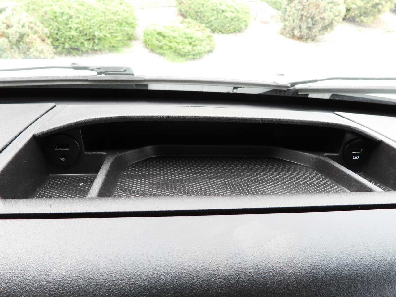 Furgons ar tentu IVECO DAILY 35S18 TARPAULIN LIFT 8 PALLETS WEBASTO CRUISE CONTROL LED LIGHTS AIR CONDITIONING  180HP: foto 41