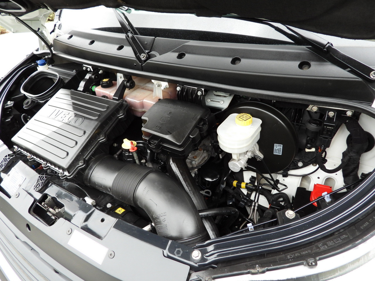 Furgons ar tentu IVECO DAILY 35S18 TARPAULIN LIFT 8 PALLETS WEBASTO CRUISE CONTROL LED LIGHTS AIR CONDITIONING  180HP: foto 30