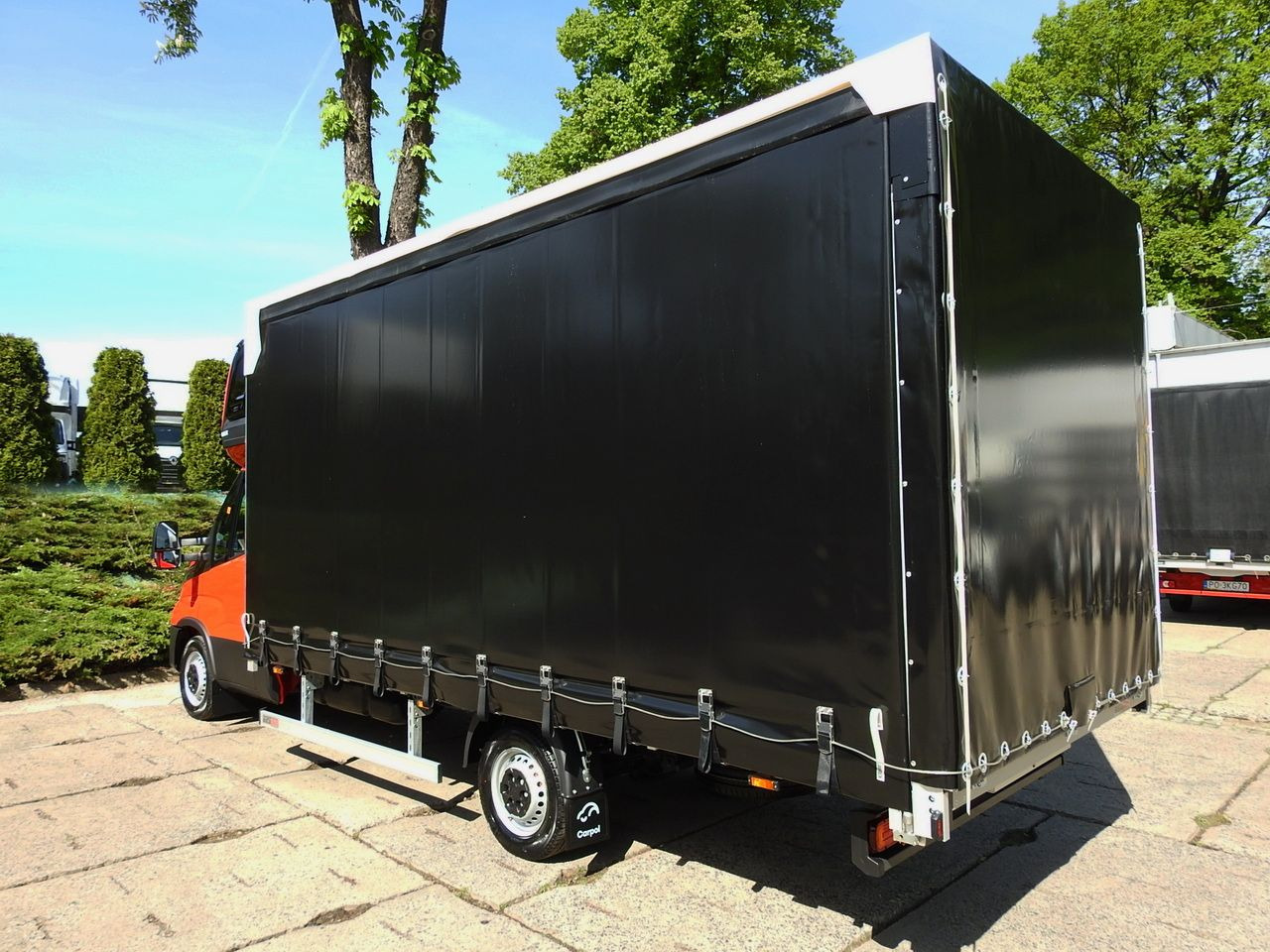 Jaunā Furgons ar tentu IVECO DAILY NEW TARPAULIN 10 PALLETS WEBASTO CRUISE CONTROL NAVIGATION AIR CONDITIONING LED LIGHTS  180HP: foto 10