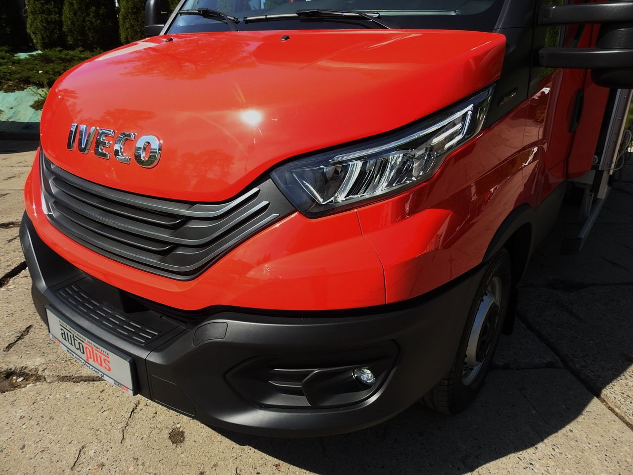 Jaunā Furgons ar tentu IVECO DAILY NEW TARPAULIN 10 PALLETS WEBASTO CRUISE CONTROL NAVIGATION AIR CONDITIONING LED LIGHTS  180HP: foto 21