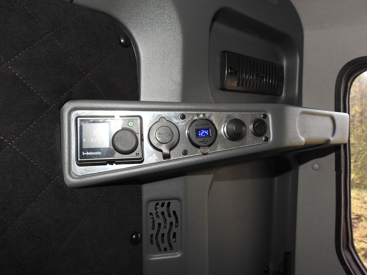 Jaunā Furgons ar tentu IVECO DAILY NEW TARPAULIN 10 PALLETS WEBASTO CRUISE CONTROL NAVIGATION AIR CONDITIONING LED LIGHTS  180HP: foto 49