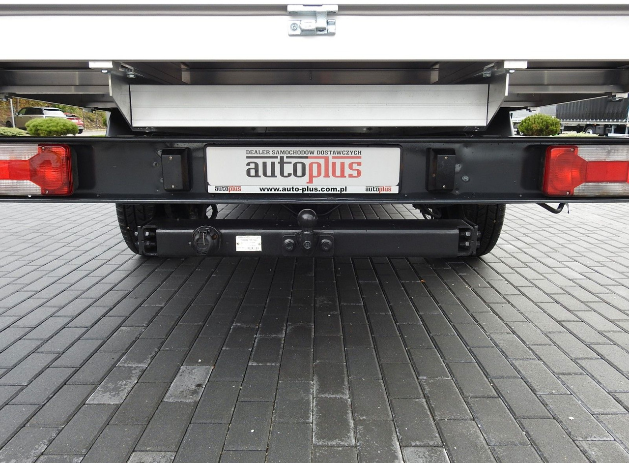 Automašīna ar kravas platformu, Kravas-pasažieru furgons Iveco DAILY 35S15 PRITSCHE DOPPELKABINE DOKA 7 SITZE: foto 16