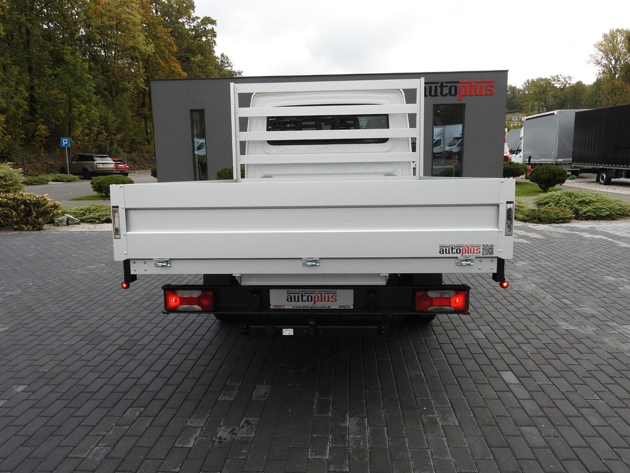 Automašīna ar kravas platformu, Kravas-pasažieru furgons Iveco DAILY 35S15 PRITSCHE DOPPELKABINE DOKA 7 SITZE: foto 10
