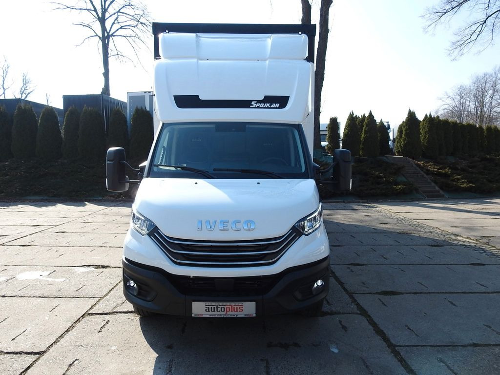 Iveco DAILY 72C180 NEUE PRITSCHE PLANE AUFZUG 14PALET - Furgons ar tentu, Kravas-pasažieru furgons: foto 5 Iveco DAILY 72C180 NEUE PRITSCHE PLANE AUFZUG 14PALET - Furgons ar tentu, Kravas-pasažieru furgons: foto 5