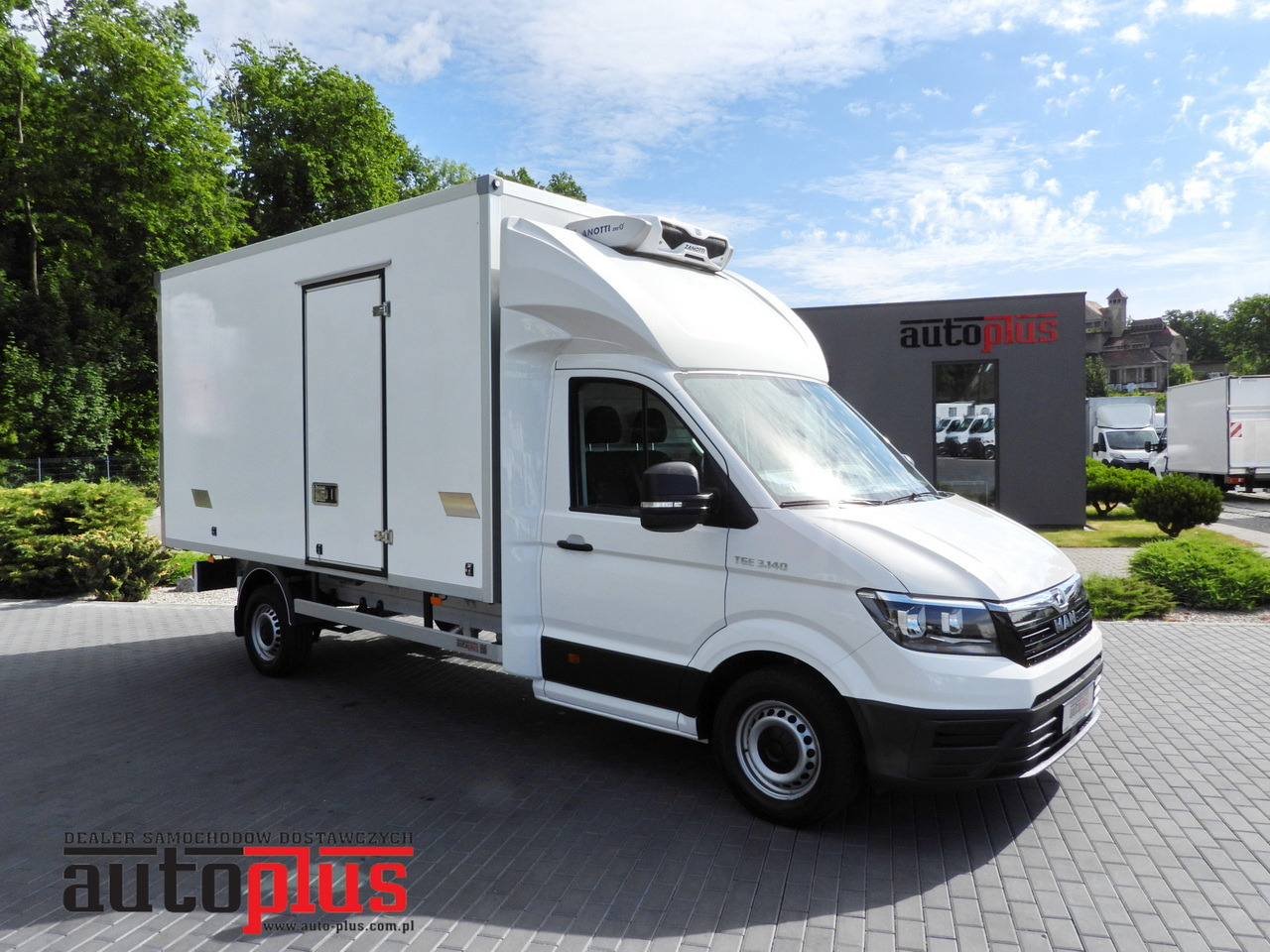 MAN TGE 3.140 REGRIGERATOR BOX -1*C 8 PALLETS HEATING FUNCTION CRUISE CONTROL PNEUMATICS AIR CONDITIONING 140HP - Komercauto refrižerators: foto 1 MAN TGE 3.140 REGRIGERATOR BOX -1*C 8 PALLETS HEATING FUNCTION CRUISE CONTROL PNEUMATICS AIR CONDITIONING 140HP - Komercauto refrižerators: foto 1